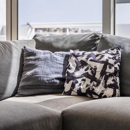 Cosy 2br Sunlit Penthouse With Large Front Terrace - Close To St Julian's, Sliema, & Valletta Apartamento Msida