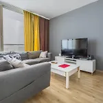 Cosy 2br Sunlit Penthouse With Large Front Terrace - Close To St Julian's, Sliema, & Valletta Apartment *